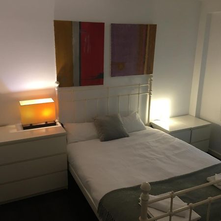 Apartamento Manuela Sancho Apartment Zaragoza Bagian luar foto