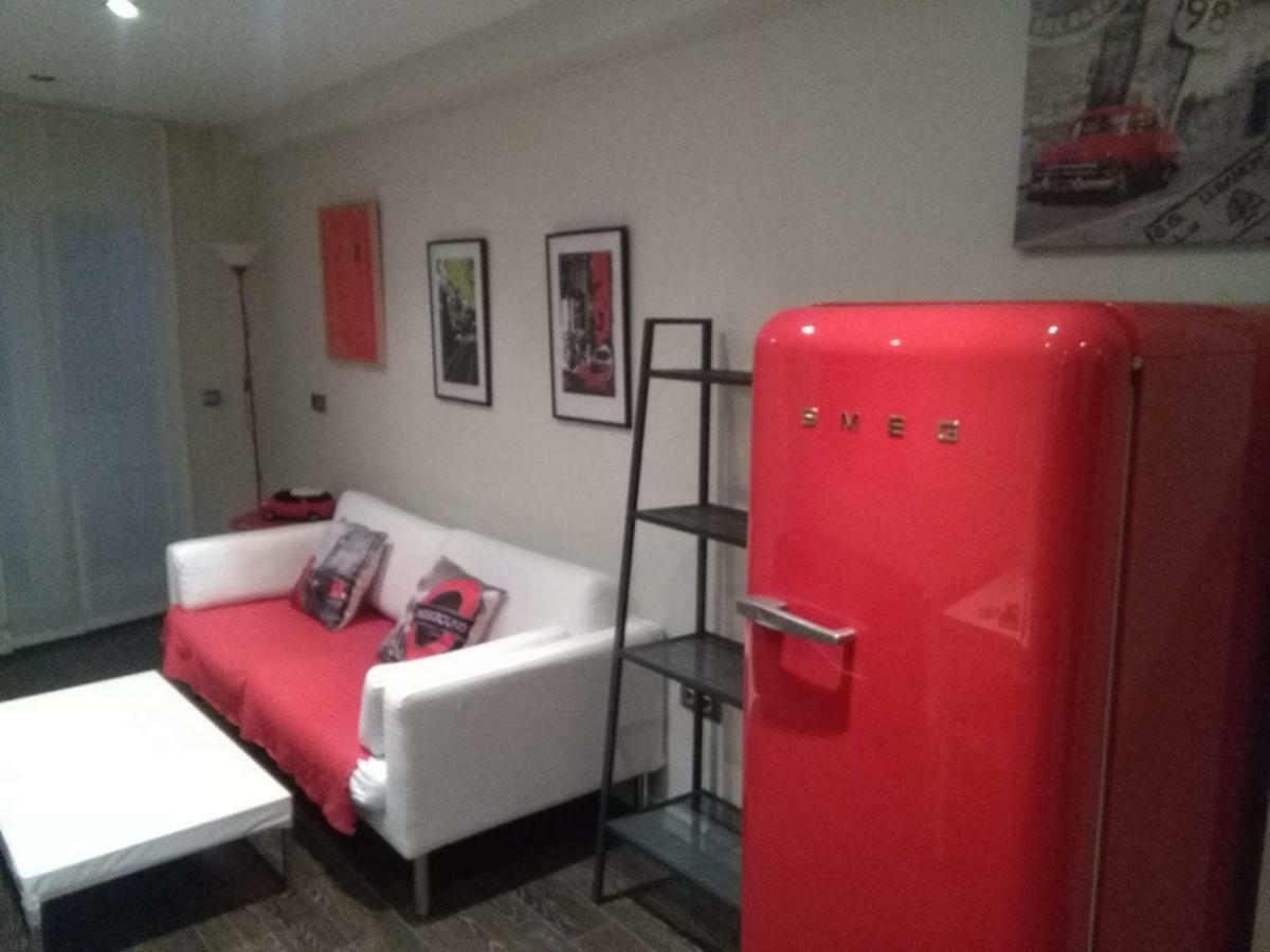 Apartamento Manuela Sancho Apartment Zaragoza Bagian luar foto